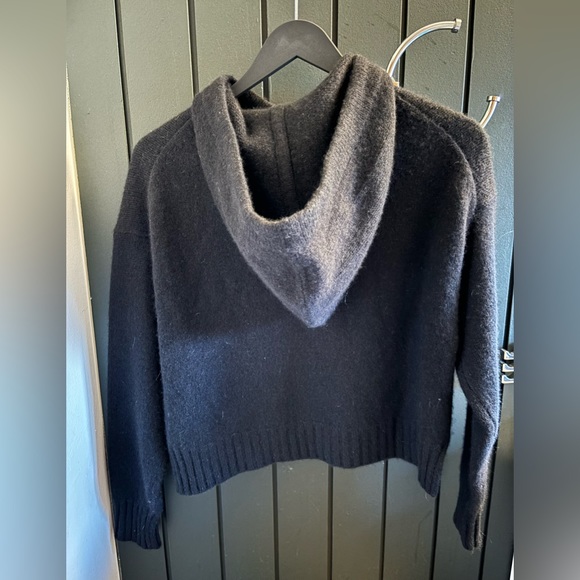 Aritzia Babaton Luxe Cashmere hoodie sweater - Picture 3 of 6